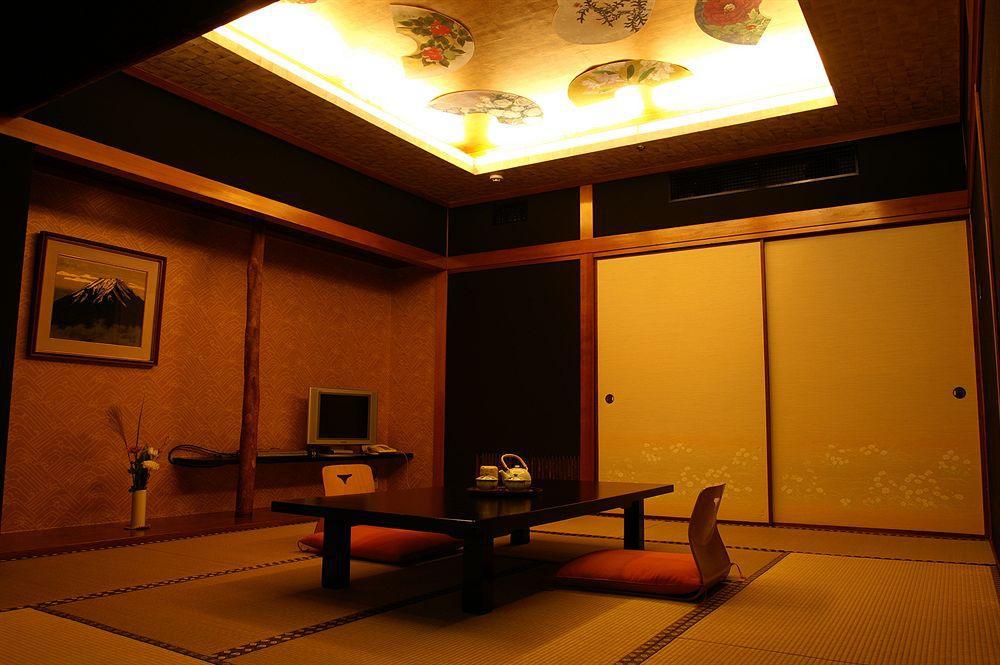 Hotel Ichiei Ōsaka Extérieur photo
