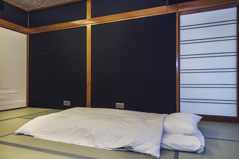 Hotel Ichiei Ōsaka Extérieur photo
