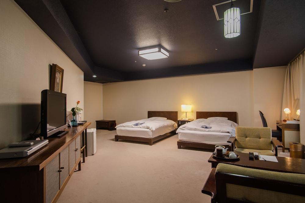 Hotel Ichiei Ōsaka Extérieur photo