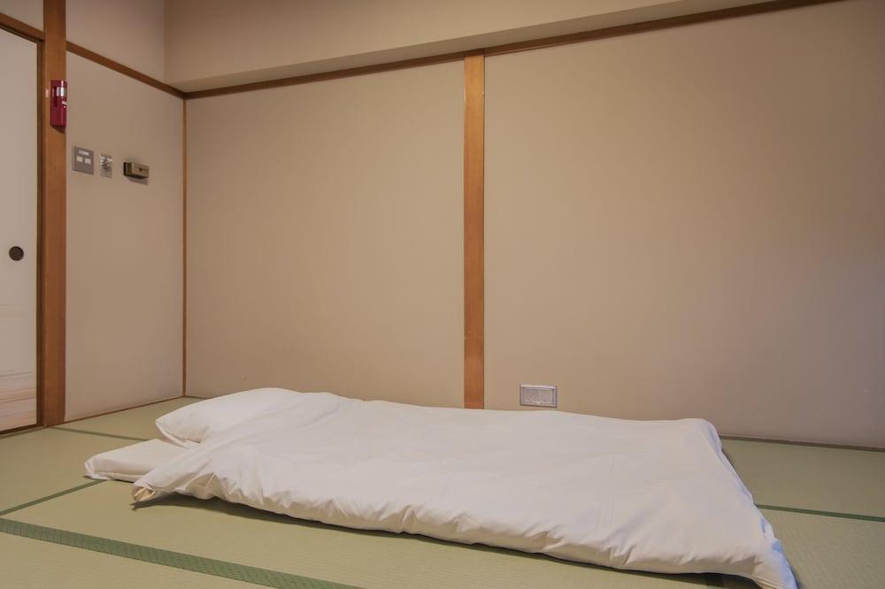 Hotel Ichiei Ōsaka Extérieur photo