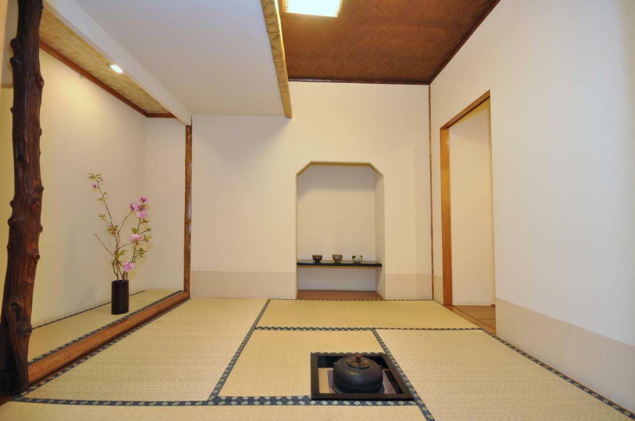 Hotel Ichiei Ōsaka Extérieur photo
